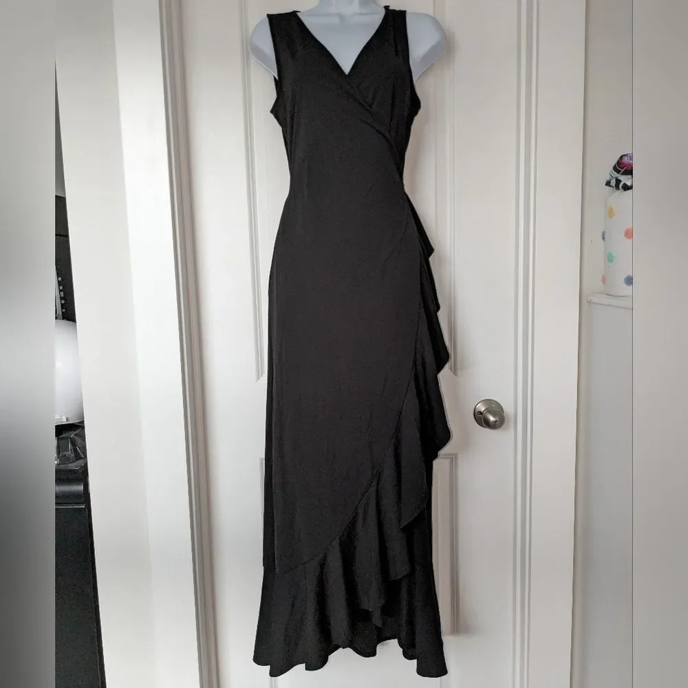 Banana Republic Black Tiered Long Dress Size Small NWT
